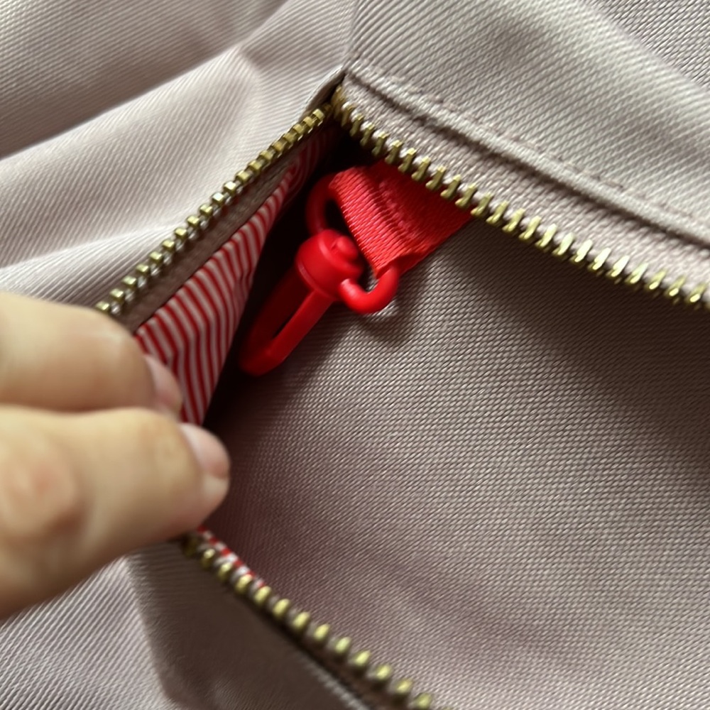 Herschel Medium Backpack - image 4